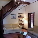 Cyrano Hotel