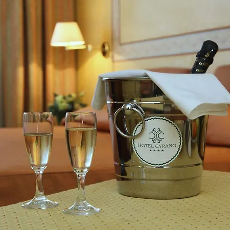 Cyrano Otel 4*