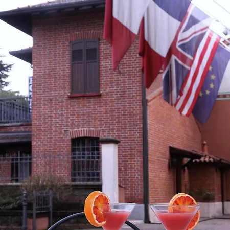 Otel Cyrano 4*