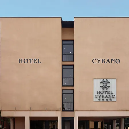 Cyrano Saronno