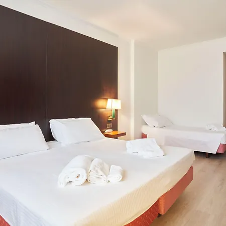 Szálloda Cyrano 4*