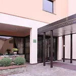 Cyrano Hotel
